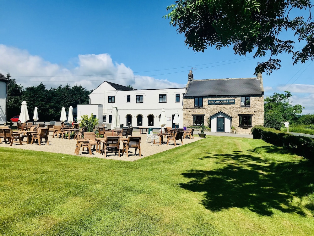 The Chequers Inn - carbon neutral hotel in Harrogate