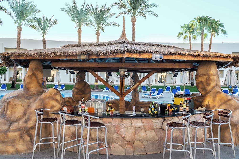 מזון ומשקאות