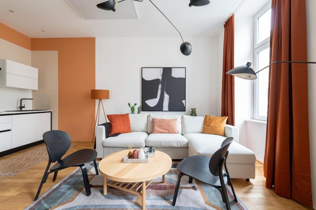 Artful 1BR Suite City Nearby by HM — 5-Star Luxury Hotel in Vienna, Austria