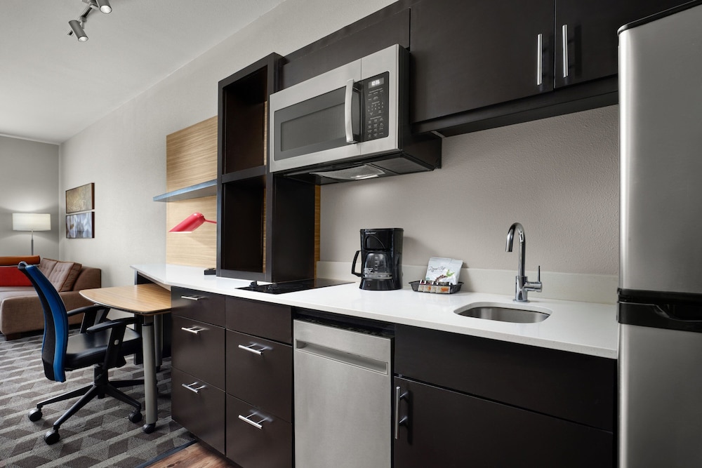 TownePlace Suites by Marriott Lafayette South - photo 17