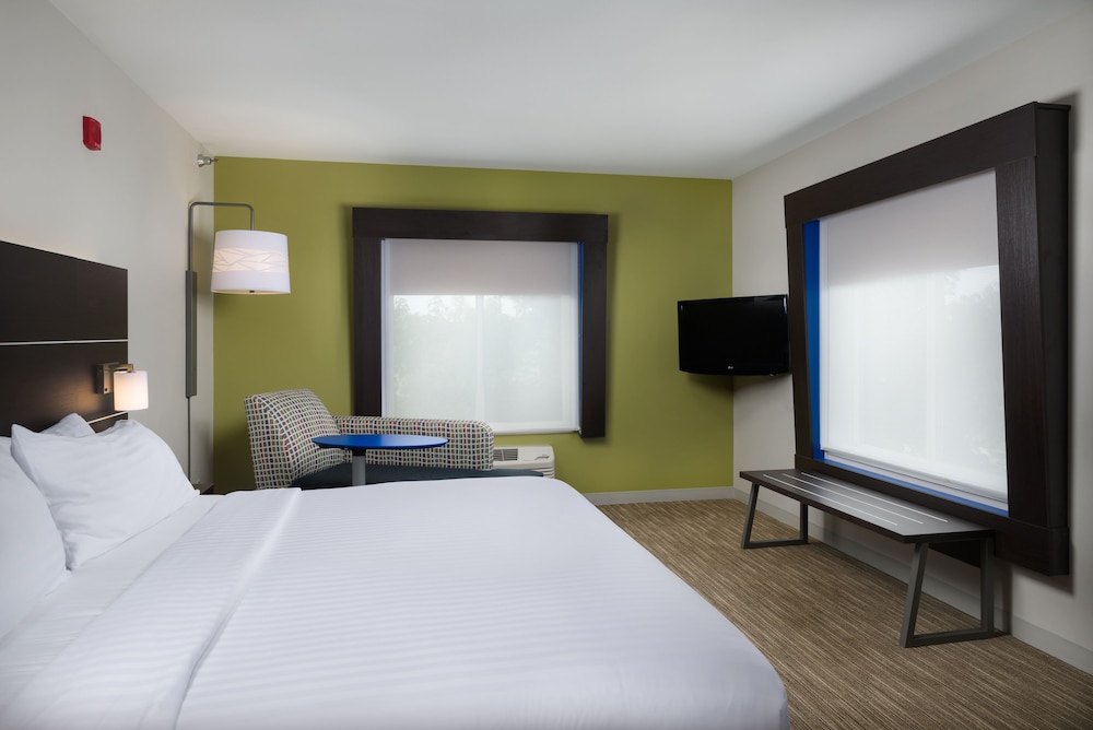 Holiday Inn Express Hotel & Suites Independence Kansas City by IHG - photo 8