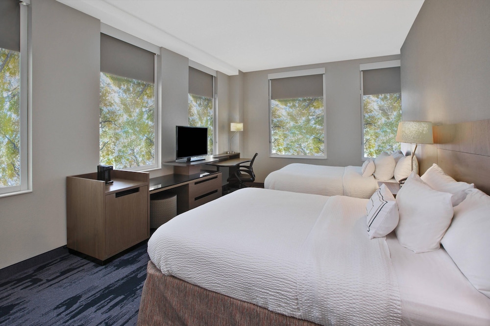Fairfield Inn & Suites by Marriott Milwaukee Downtown - photo 8