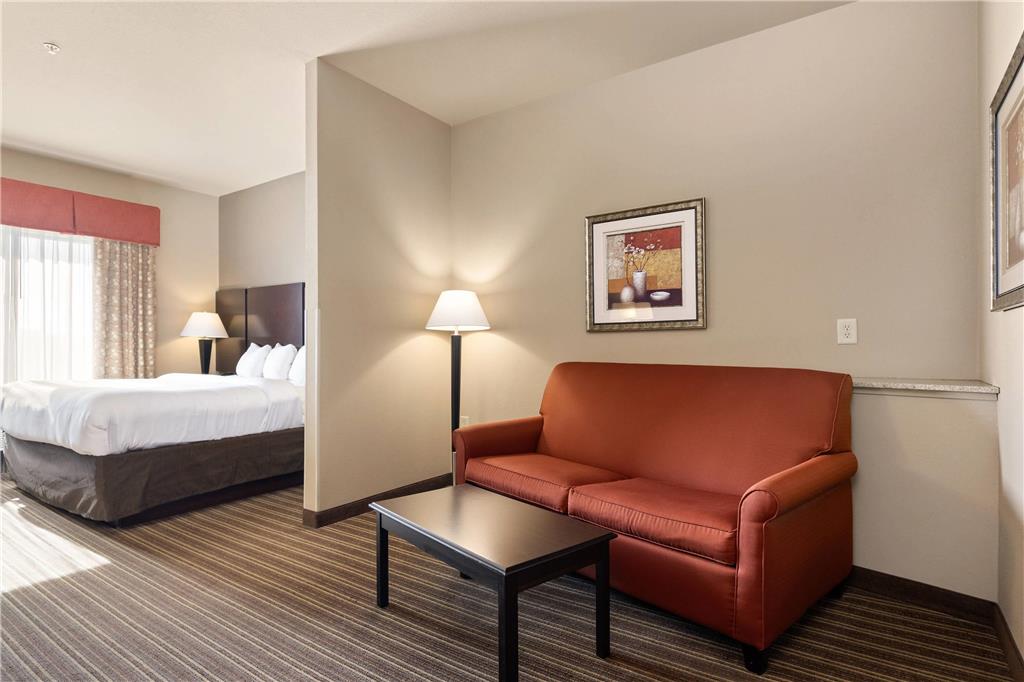 Portland Inn & Suites Portland TN - photo 14