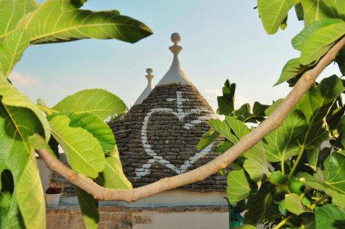 Trullo del Cuore in Cisternino, Italy