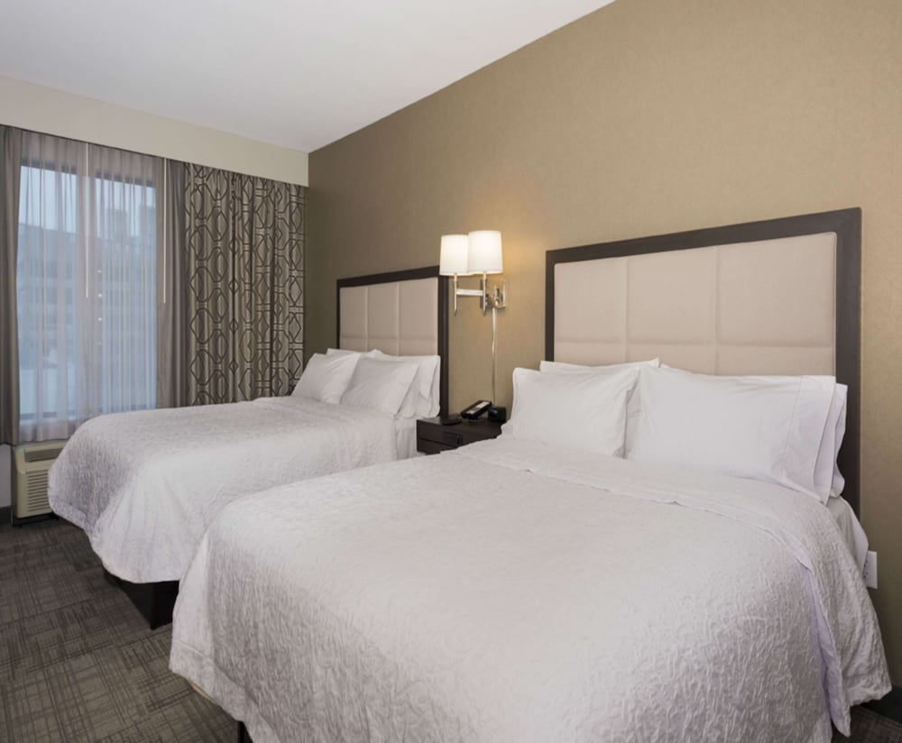 Hampton Inn & Suites Minneapolis University Area - photo 8