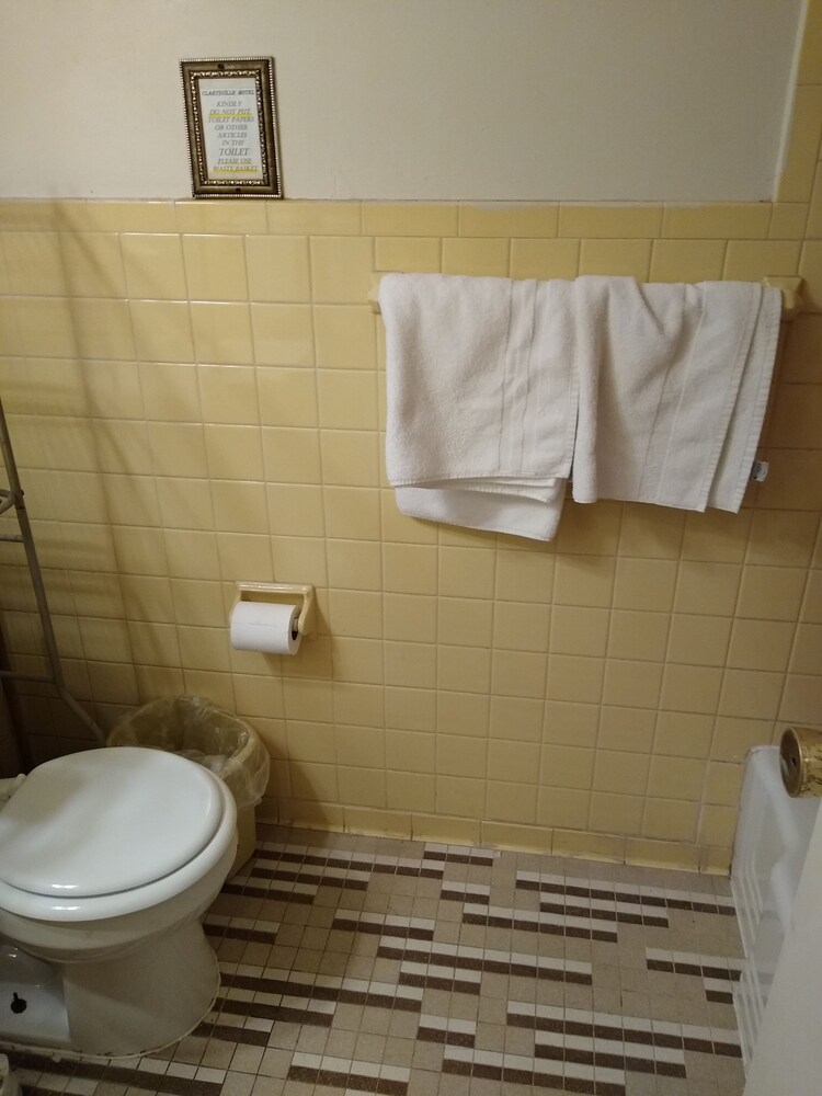 Clarysville Motel - photo 28
