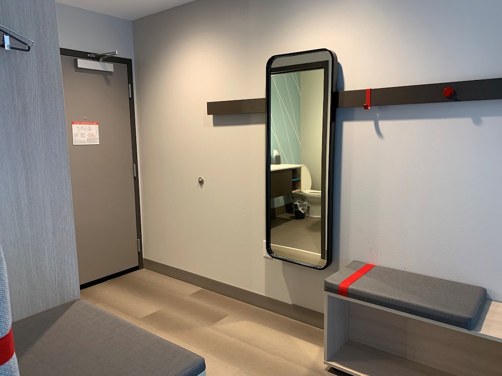 avid hotel Salem by IHG - photo 10