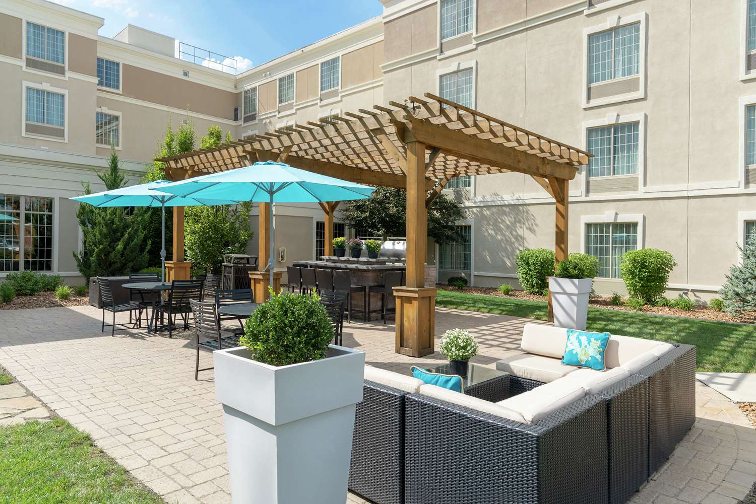 Homewood Suites by Hilton Columbus Polaris OH - photo 11