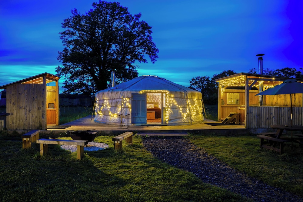 Glamp and Tipple Ltd in Attleborough, United Kingdom