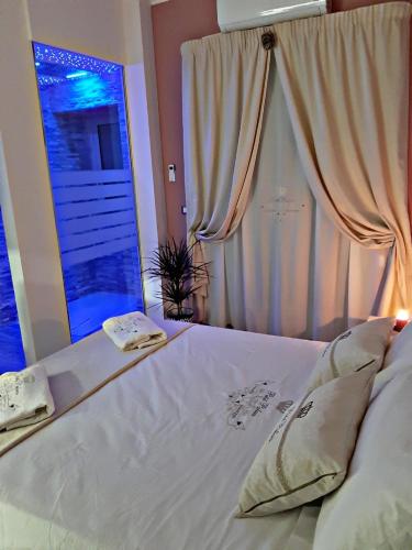 Suite petit — 4-Star Luxury Hotel in Catania, Italy