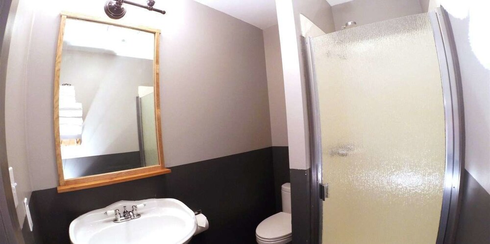 Salt Hotel & Pub - photo 8