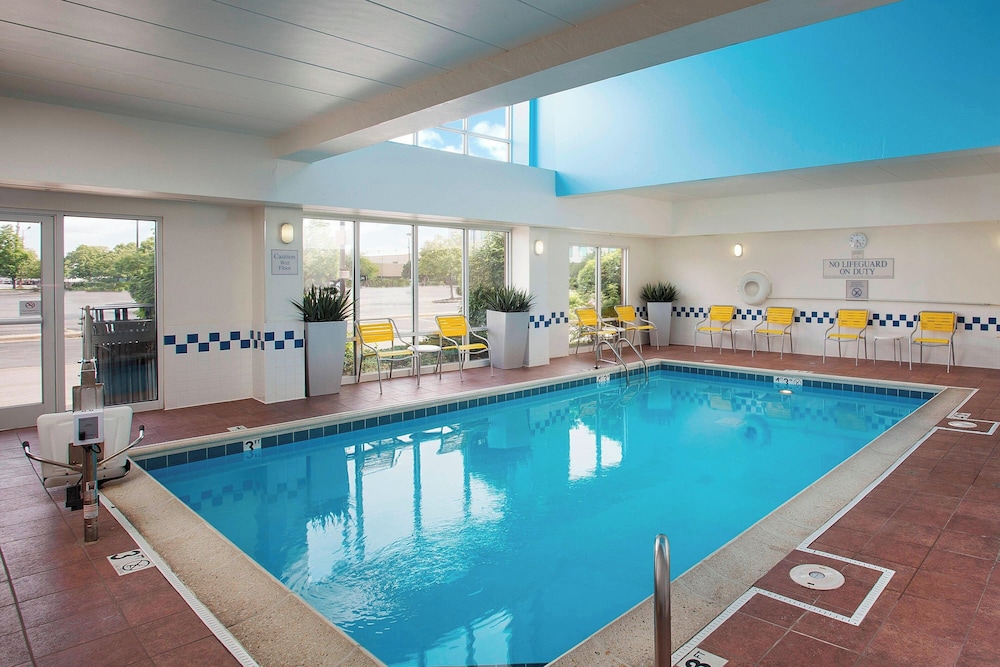 Fairfield Inn and Suites by Marriott Chicago Midway Airport - photo 13