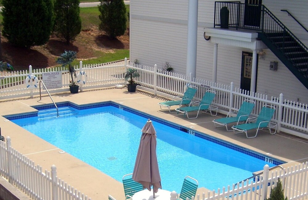 Plantation Inn and Suites - photo 8