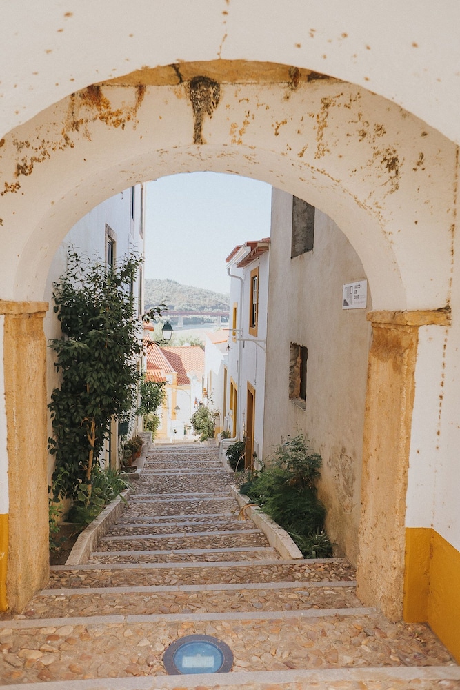 Casadorioguesthouse — Constancia
