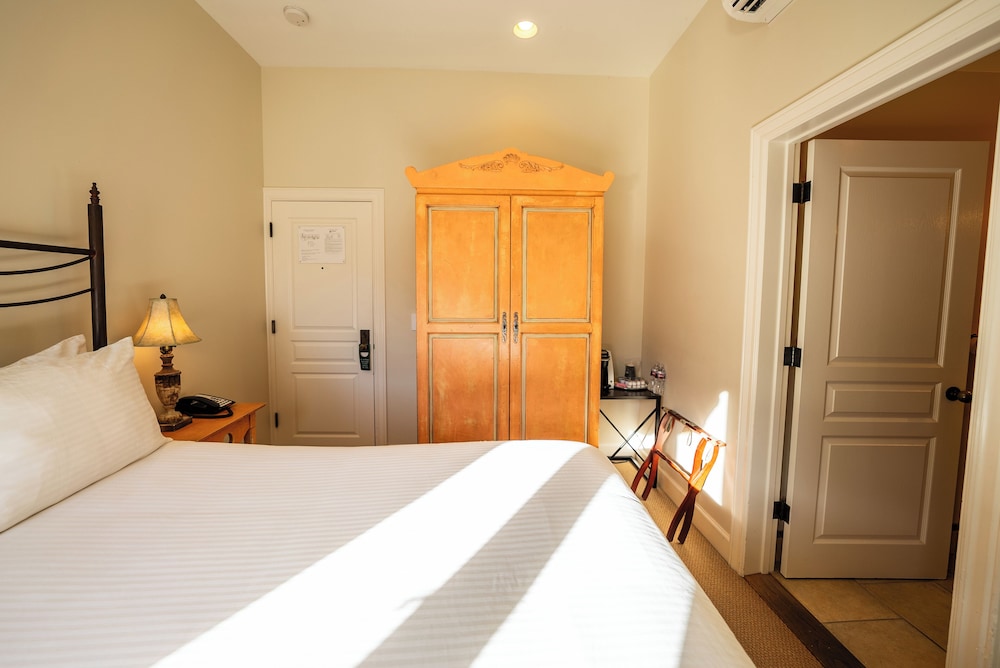 Hotel Sausalito - photo 22