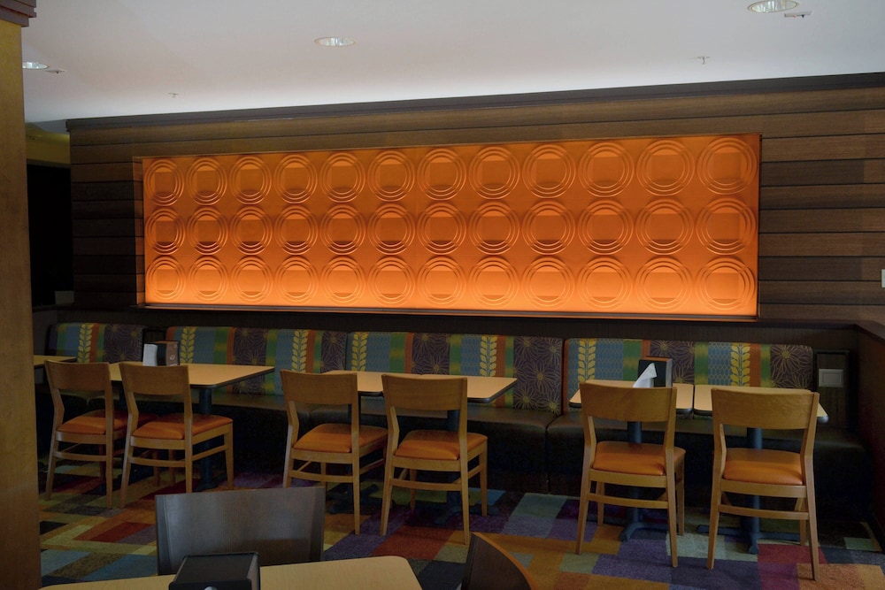 Fairfield Inn & Suites Marriott Effingham - photo 13