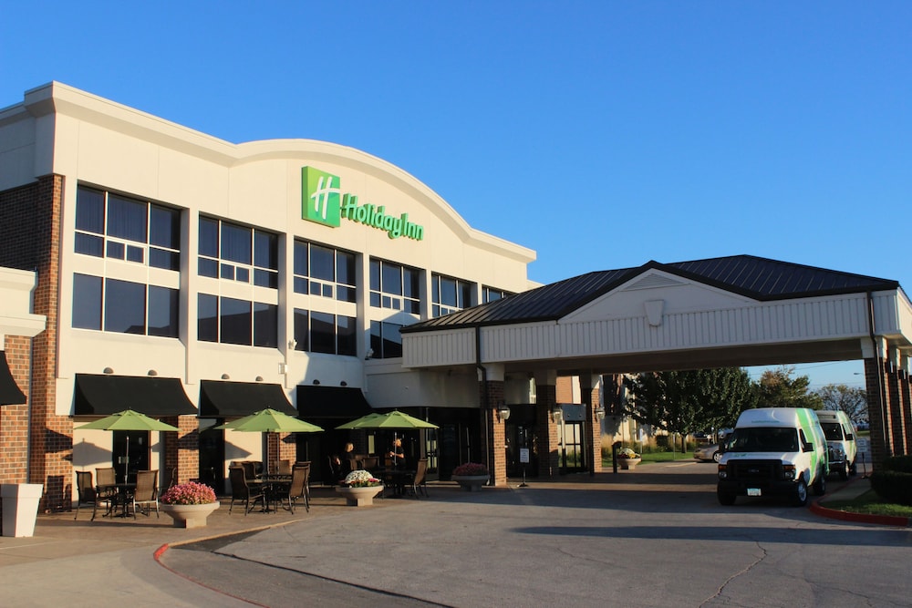 Holiday Inn Des Moines Airport Conf Center an IHG Hotel - featured photo