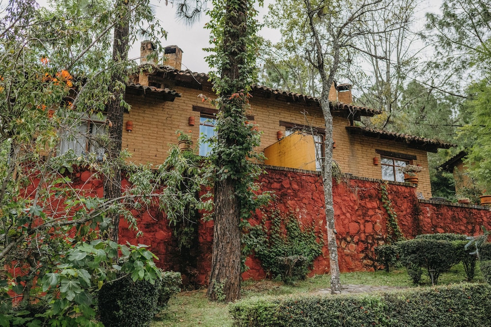 Tapalpa Country Club Hotel