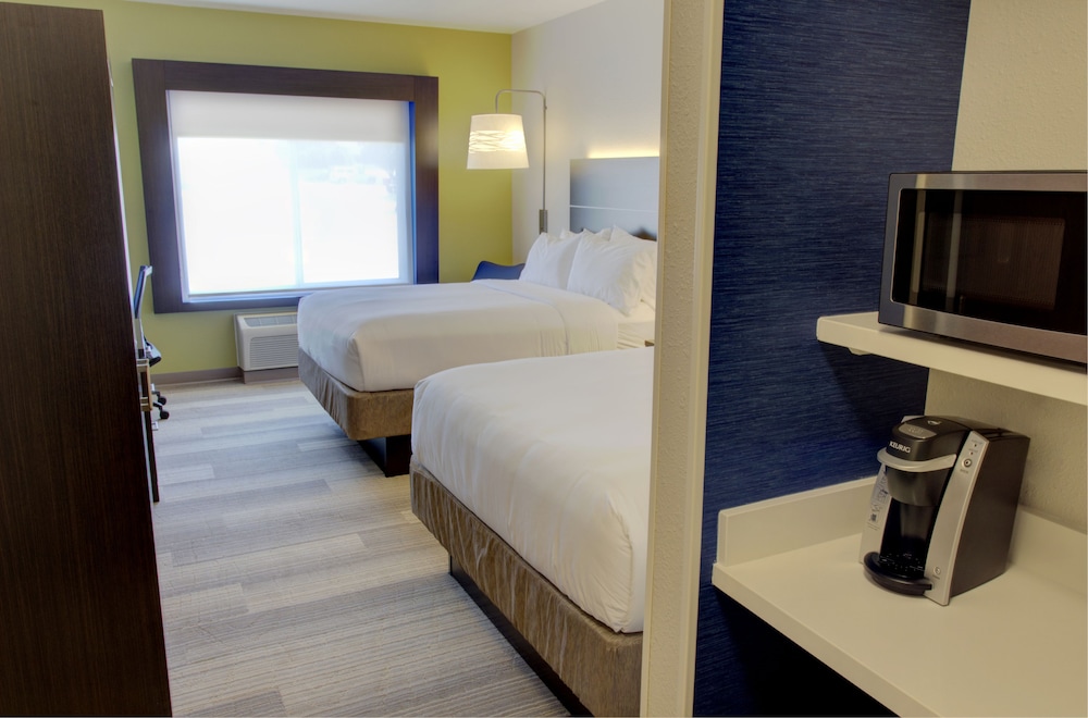 Holiday Inn Express Hotel & Suites Le Mars an IHG Hotel - photo 3