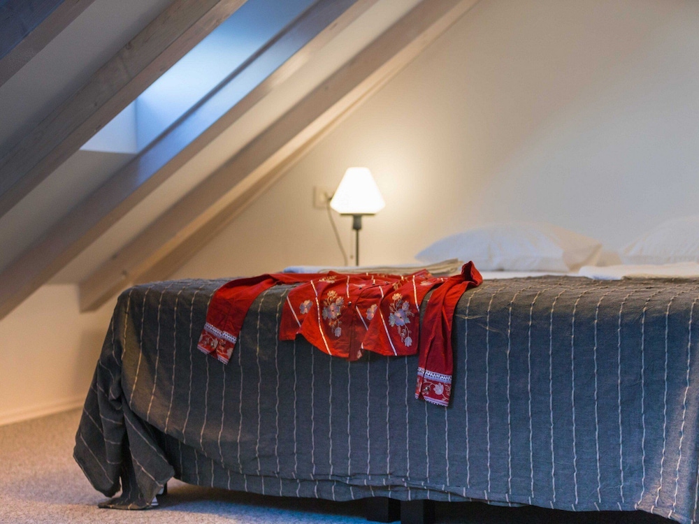Villa Zdenka — 4-Star Luxury Hotel in Vis, Croatia