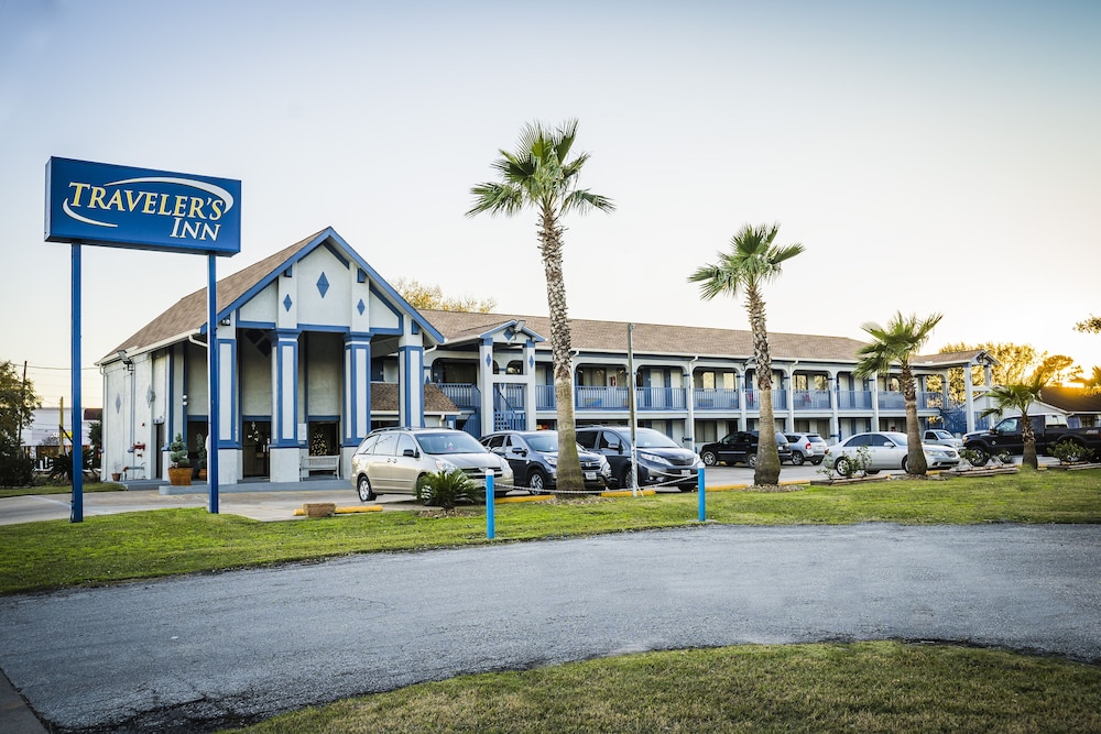 Traveler's Inn - carbon neutral hotel in Rosenberg