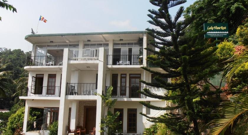 Lake View Rest - carbon neutral hotel in Kandy