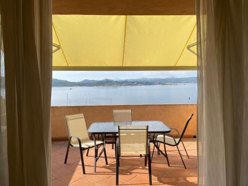 Appartamento fronte mare Residence Weber — 4-Star Luxury Hotel in La Maddalena, Italy