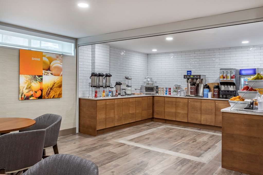 Comfort Inn JFK Airport - photo 26