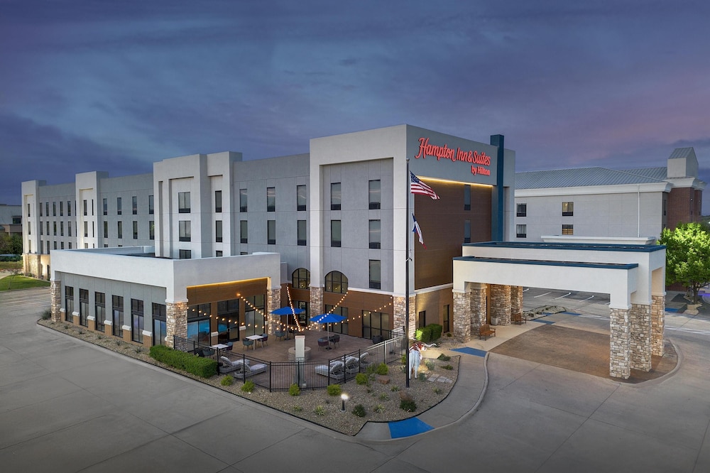 Hampton Inn & Suites Dallas Dfw Arpt W Sh 183 Hurst - featured photo