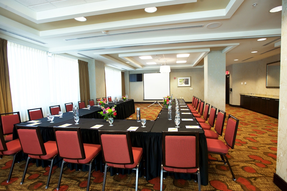 Hilton Garden Inn Buffalo Downtown - photo 62