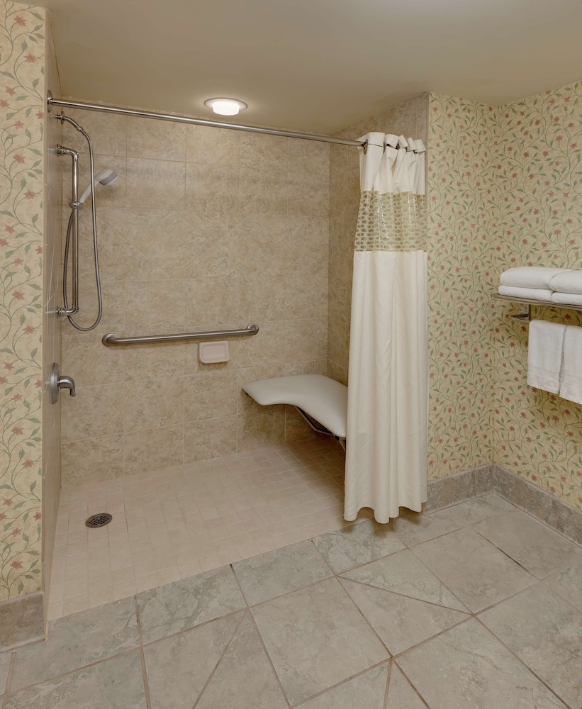 Hampton Inn & Suites Columbus Polaris - photo 18