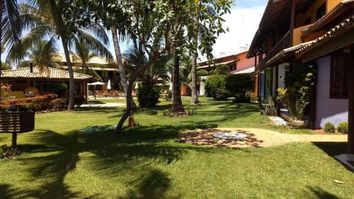 Guarajuba Flat 05 no Condomínio Vilarejo da Lagoa in Camacari, Brasil