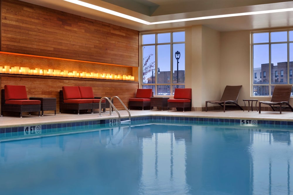 Embassy Suites by Hilton Jackson North Ridgeland - photo 22