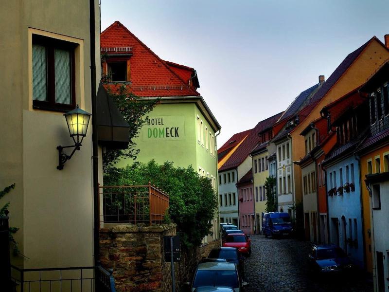 Hotel Dom Eck - carbon neutral hotel in Bautzen