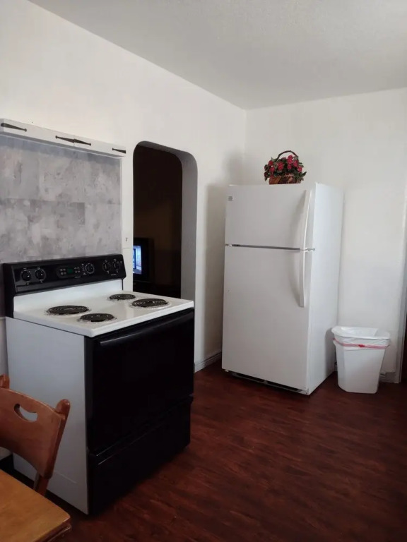Hub City Inn - photo 16