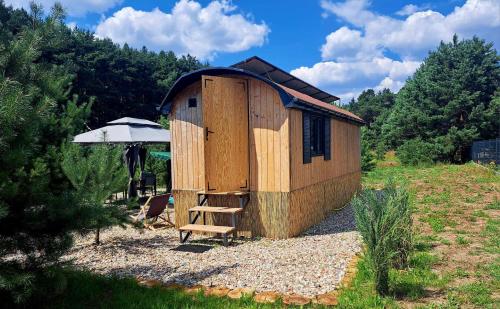 Oaza Święty Spokój domek z balią i jacuzzi pet-friendly hotel Rzasnik