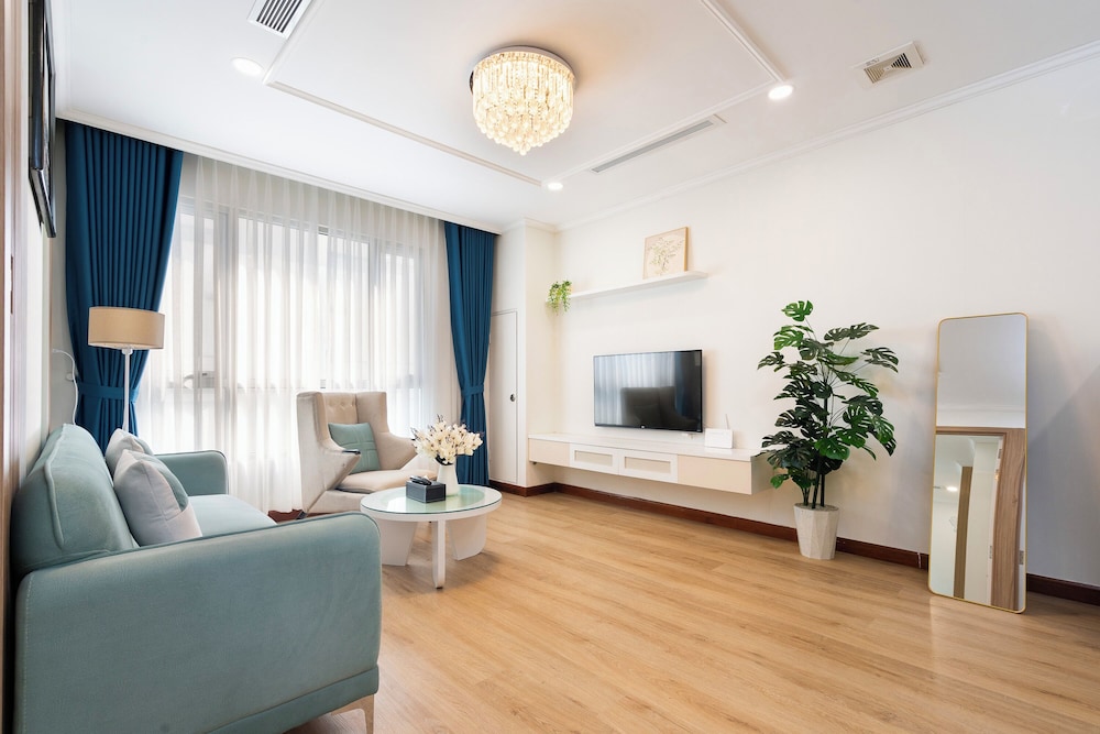 Spacious 2BR Lancaster — 4-Star Luxury Hotel in Ho Chi Minh City, Vietnam