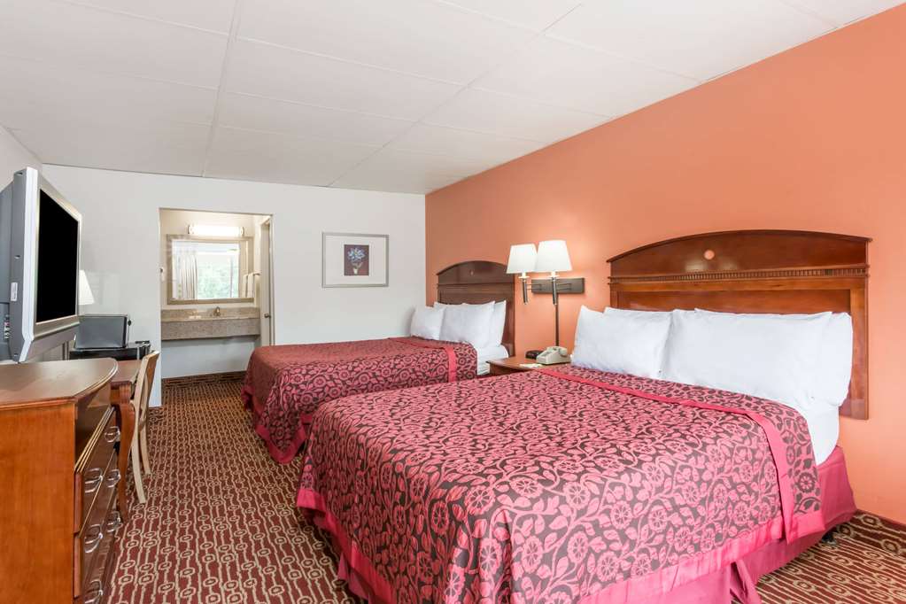 Days Inn by Wyndham Fredericksburg North - photo 20