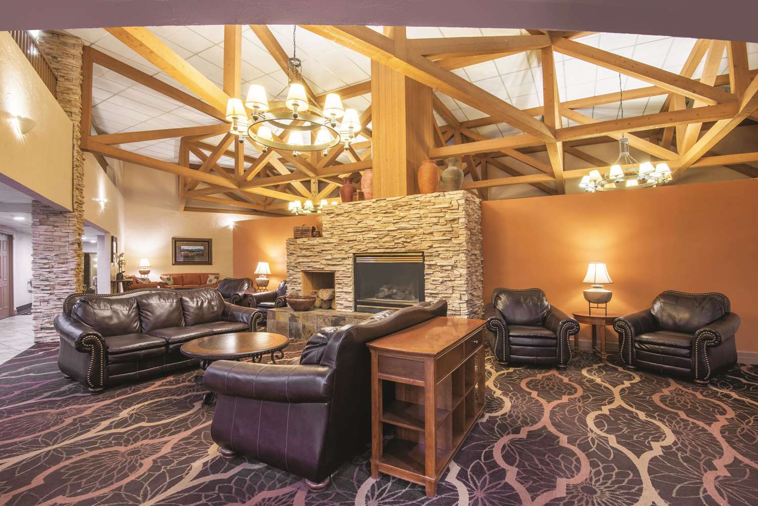La Quinta Inn & Suites by Wyndham Silverthorne Summit Co - photo 18