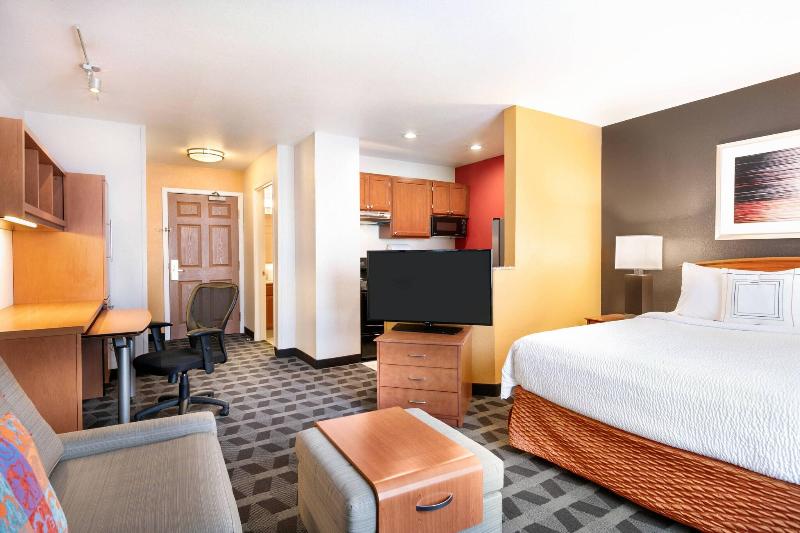 TownePlace Suites Gaithersburg by Marriott - photo 28