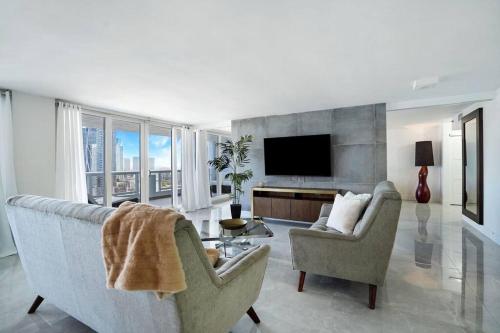 Classic Beauty Skyline and water views — 4-Star Luxury Hotel in Miami, United States