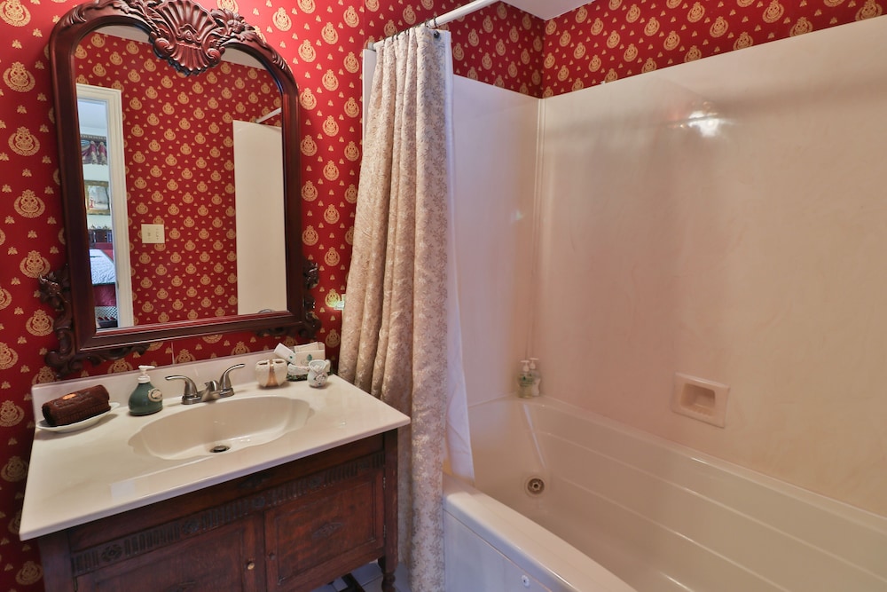 The Cypress Inn Bed & Breakfast - photo 72
