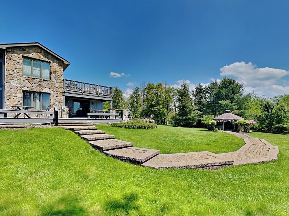 Family Favorite by Taylor Made Deep Creek — Mchenry — photo 4