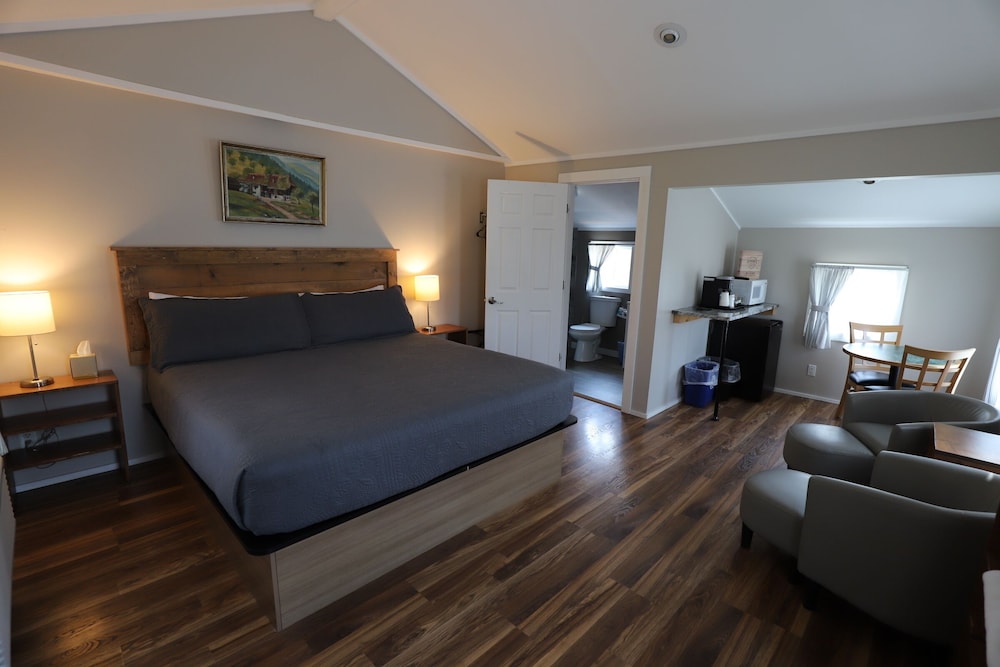 Lakeside Resort - photo 18