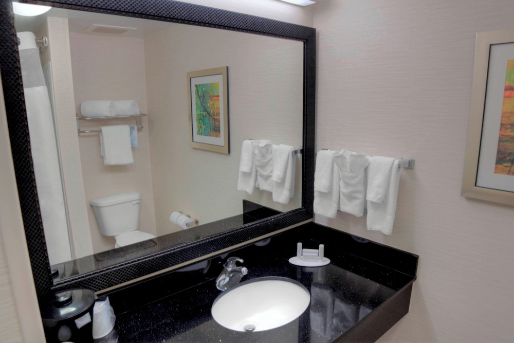 Fairfield Inn & Suites by Marriott Mobile Daphne E Shore - photo 18