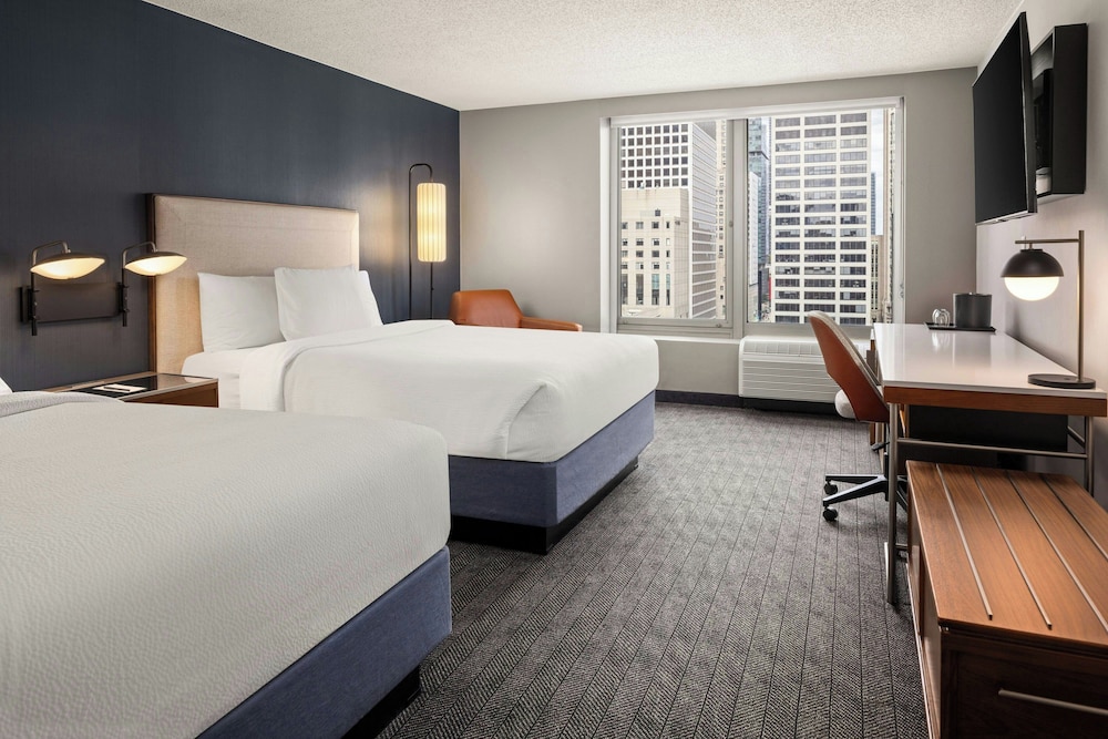 Courtyard by Marriott Chicago Downtown River North - photo 11