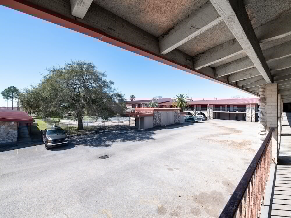 Hotel Bay City TX 35 - photo 14