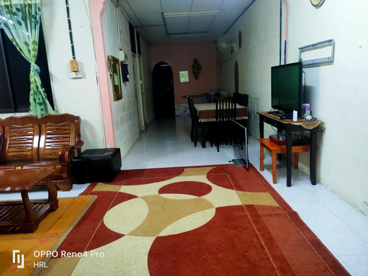 HrL Homestay Kangar — 4-Star Luxury Hotel in Kangar, Malaysia