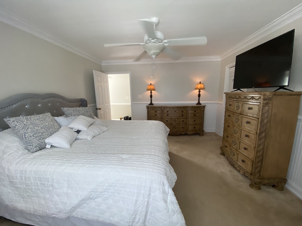 The Cypress Inn Bed & Breakfast - photo 58