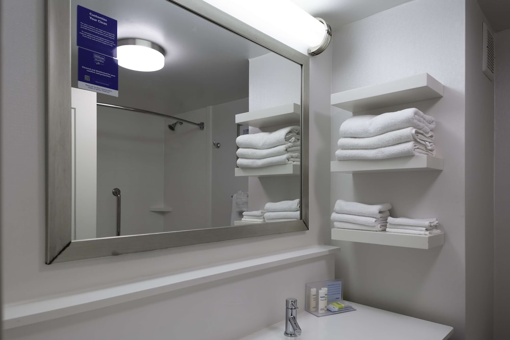 Hampton Inn Conyers - photo 28